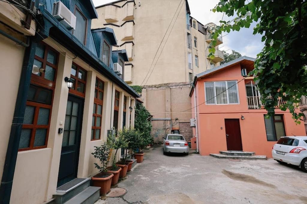 Cozy House Lägenhet Tbilisi Exteriör bild