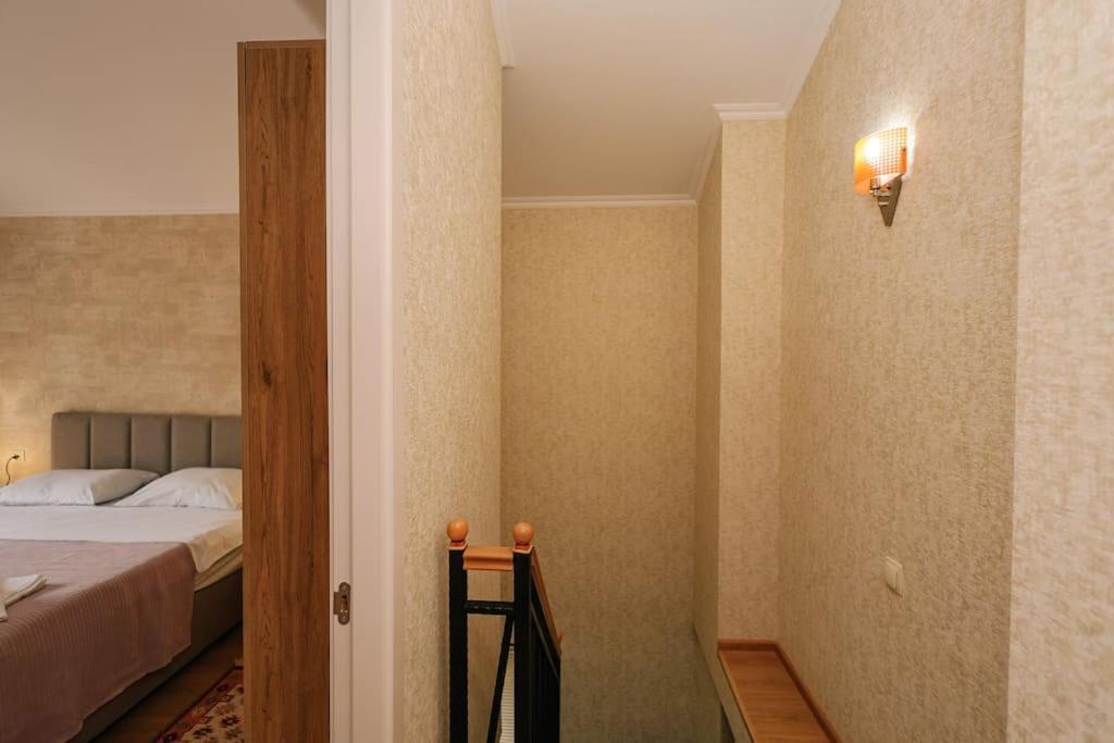 Cozy House Lägenhet Tbilisi Exteriör bild